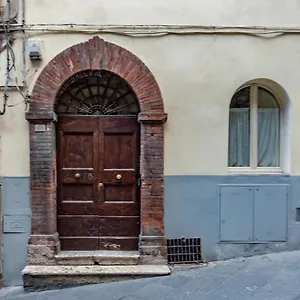 Apartment Pearl N°5, Siena