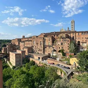 Apartment A Due Passi Dal Duomo, Siena